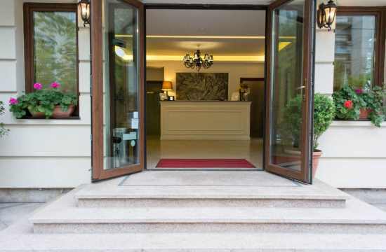 Bucharest Otopeni Airport to DBH Bucharest 